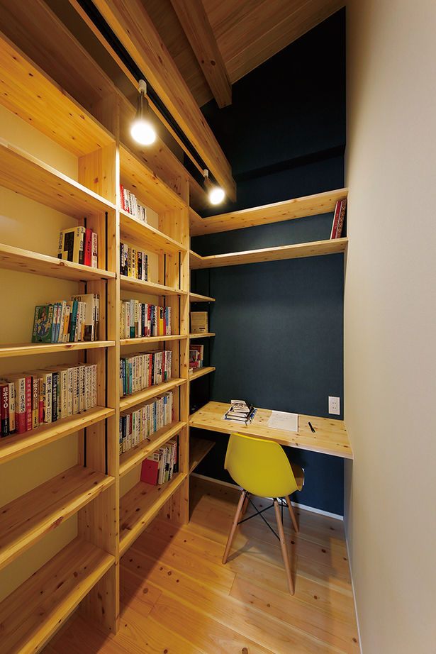 八幡 【東京ゼロエミ水準3/2800万円台/35坪/無垢材】梅雨でも空気が爽やかで開放的な空間と隠れ家な書斎がある家の建築実例画像2