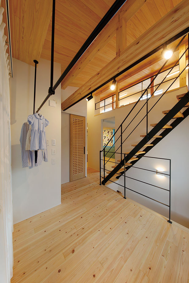 八幡 【東京ゼロエミ水準3/2800万円台/35坪/無垢材】梅雨でも空気が爽やかで開放的な空間と隠れ家な書斎がある家の建築実例画像6