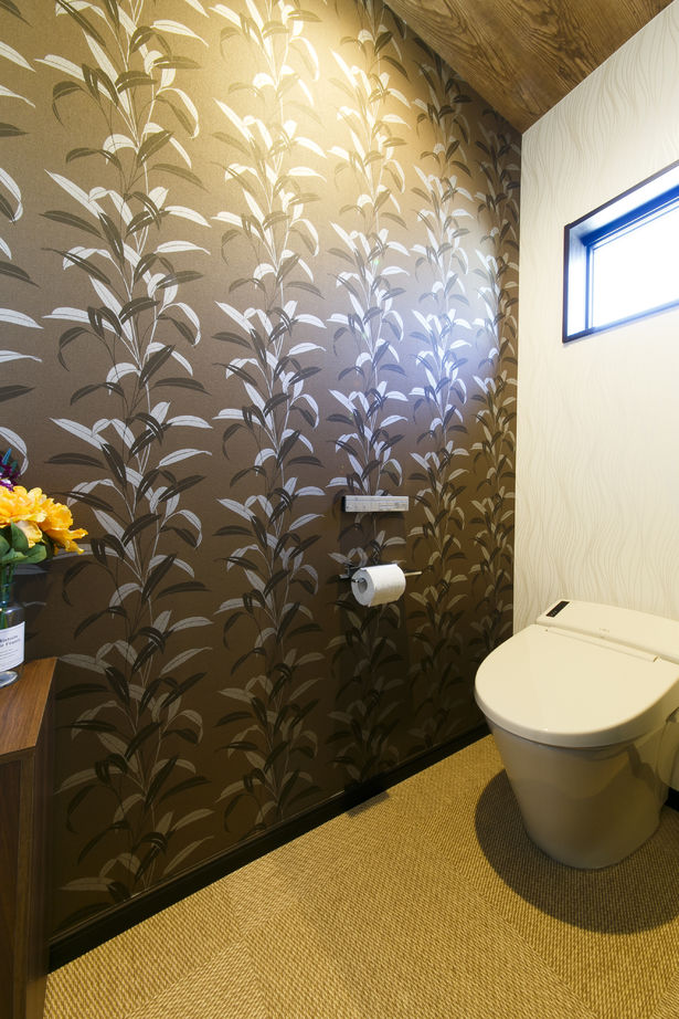 八幡 【ZEH仕様住宅/3664万円/40坪/間取り図/太陽光発電/2階LDK】階段を中心に家事効率もいいゆとりある空間の家の建築実例画像19