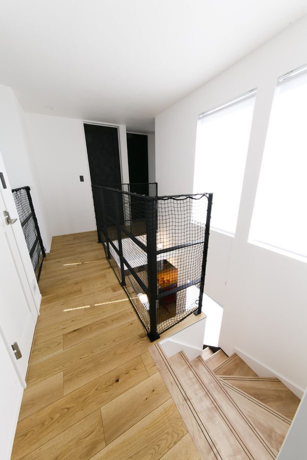 八幡 【東京ゼロエミ水準3/2800万円台/32.3坪/間取り図/吹き抜け】自然と会話がうまれる明るく開放的なL字型の家の建築実例画像5