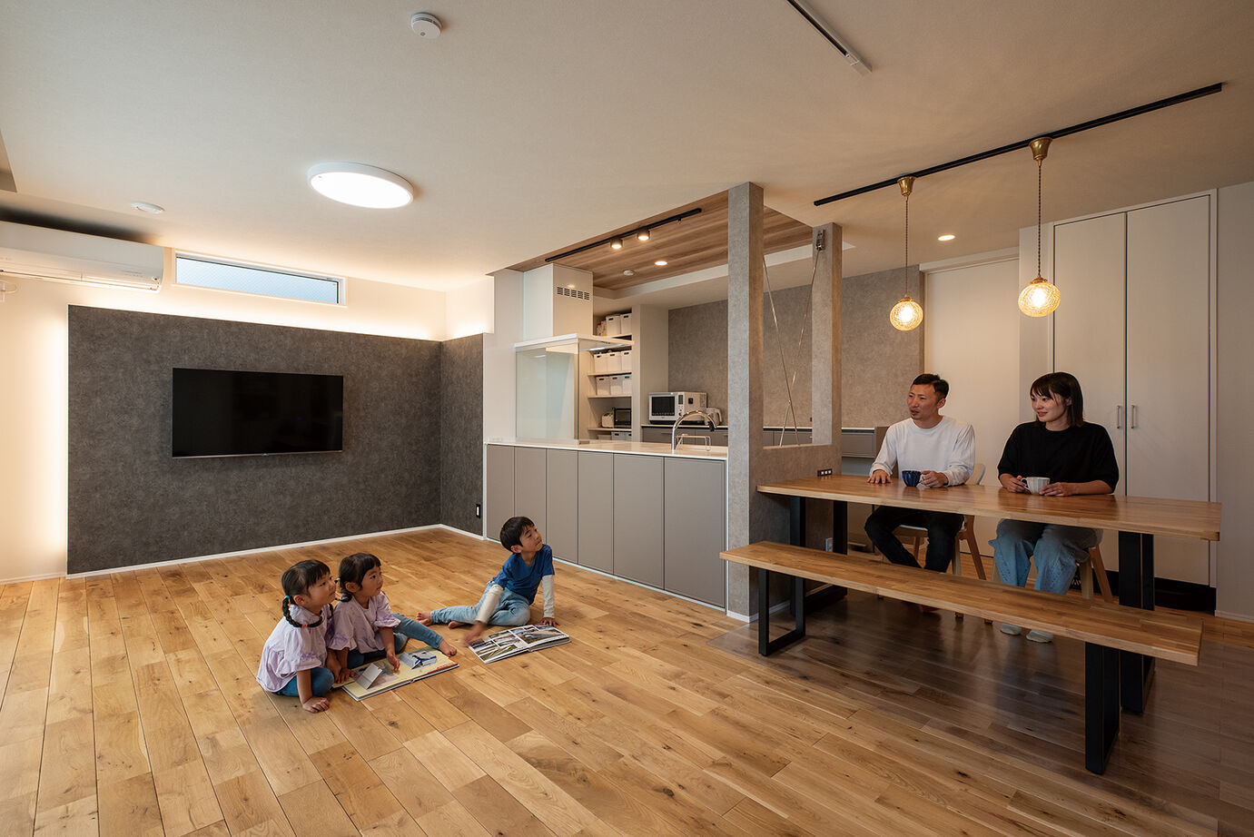 八幡 【2800万円台／太陽光発電／高気密・高断熱／回遊動線／間取図】快適動線と高性能を叶えた家族5人が集う家の建築実例画像2