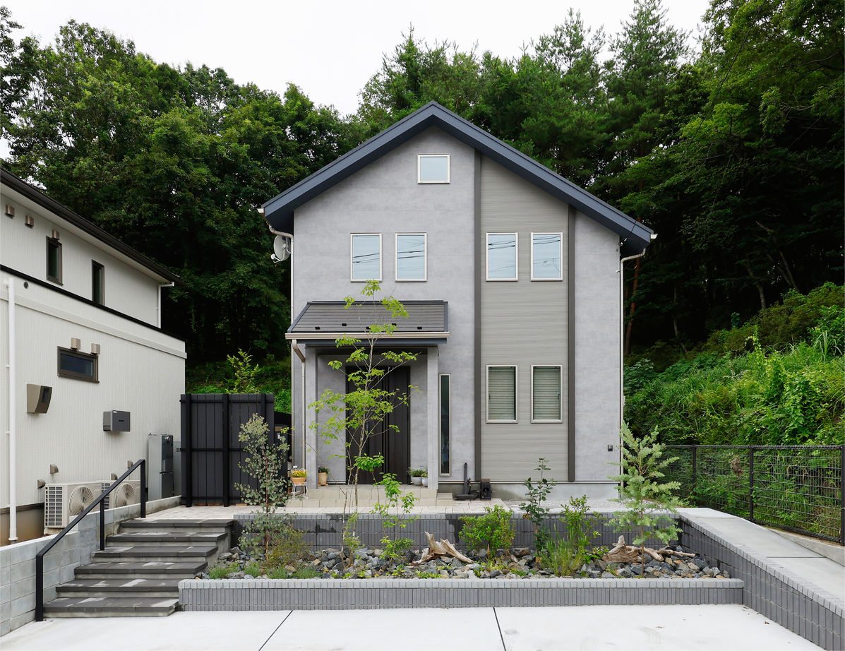 八幡 【東京ゼロエミ水準3/2800万円台/30坪/間取り図/太陽光発電】構造からこだわった統一感ある上品な注文住宅の建築実例画像2