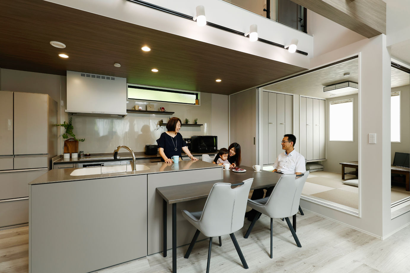 八幡 【東京ゼロエミ水準3/2800万円台/30坪/間取り図/太陽光発電】構造からこだわった統一感ある上品な注文住宅の建築実例画像3