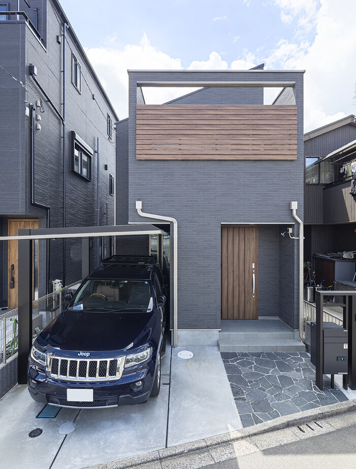 八幡 【2階リビング／家事動線／間取図】全開口でつながる広々バルコニー、太陽光発電搭載でZEH水準以上の住まいの建築実例画像2