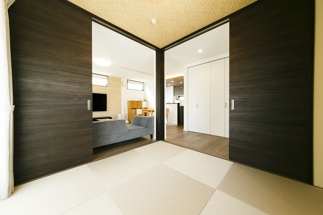 八幡 【2500万円～2999万円／収納充実／太陽光発電／間取図】家事と子育てをつなぐ効率的な動線とレイアウトの建築実例画像4