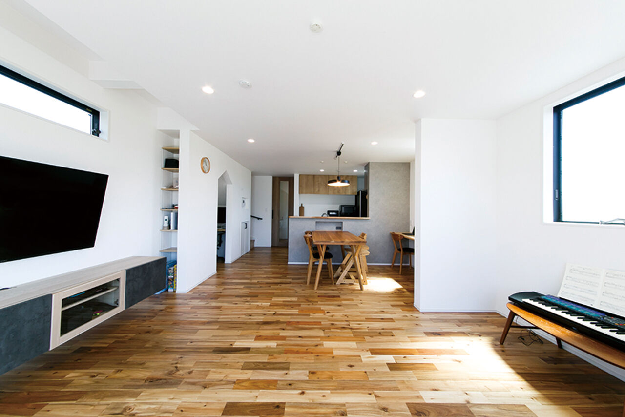 八幡 【2000万円～2499万円／延床28.6坪／間取図有／書斎】こだわり抜いたからこそ、家にいる時間がとても幸せ！の建築実例画像2