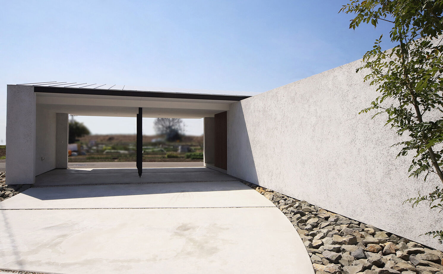 kisetsu 【平屋/ガレージハウス】求めたのは“無駄な線のない平屋”「美しい空間には何も飾る必要がありません」の建築実例画像4