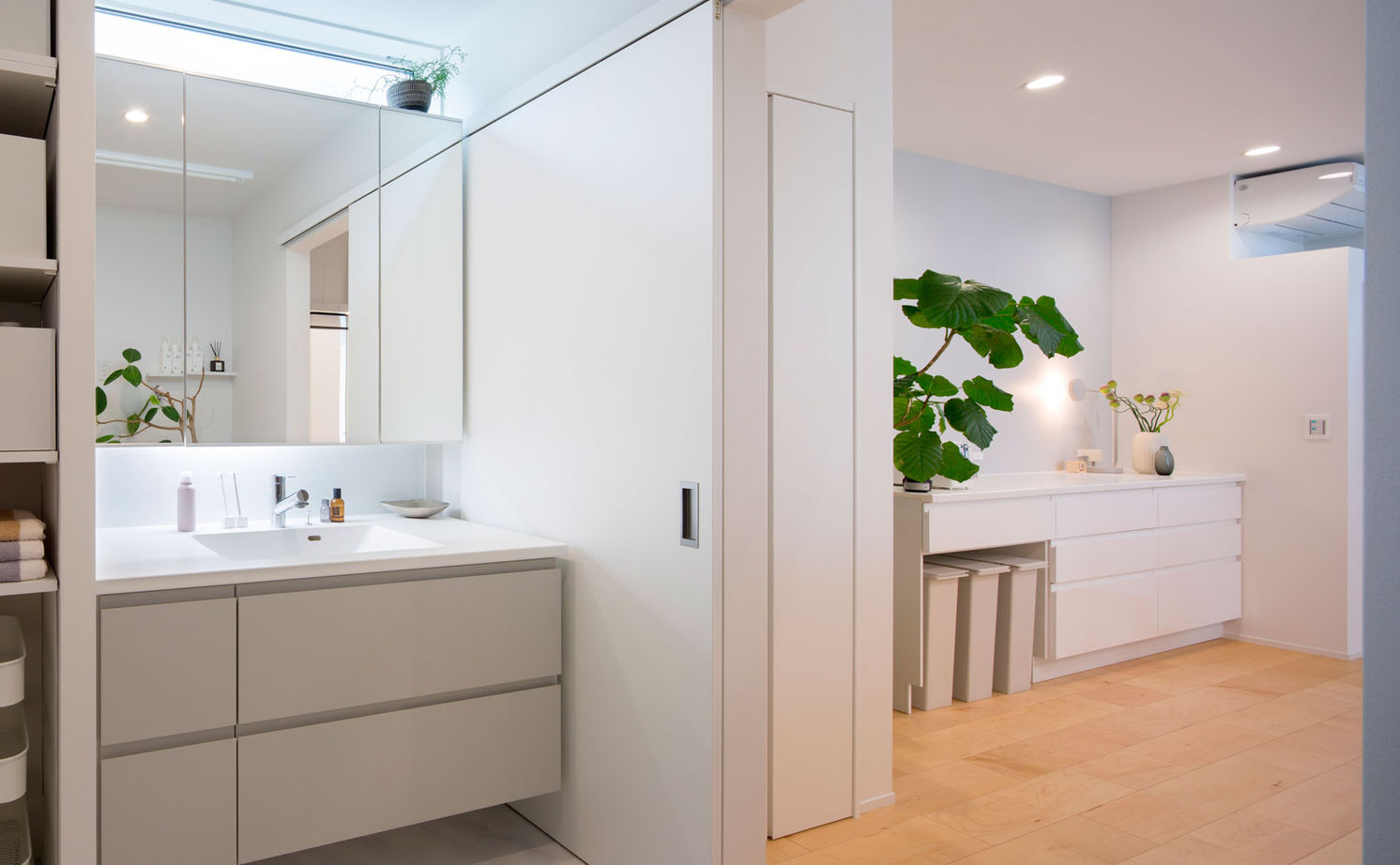 シンプル工務店 【1000万円台/平屋/20坪台/間取り図】L字型の平屋。掃除がラクと白をテーマに、すっきり広々の平屋！の建築実例画像6