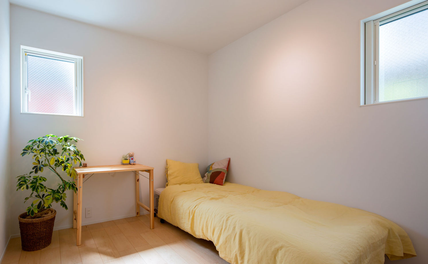 シンプル工務店 【1000万円台/平屋/20坪台/間取り図】L字型の平屋。掃除がラクと白をテーマに、すっきり広々の平屋！の建築実例画像10