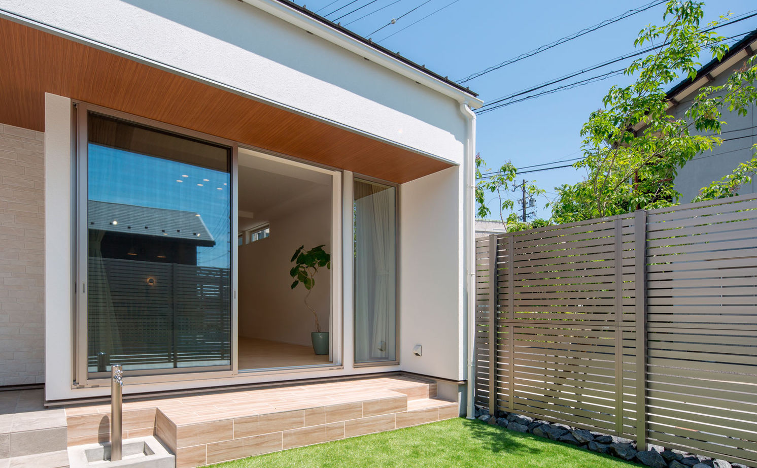 シンプル工務店 【1000万円台/平屋/20坪台/間取り図】L字型の平屋。掃除がラクと白をテーマに、すっきり広々の平屋！の建築実例画像15