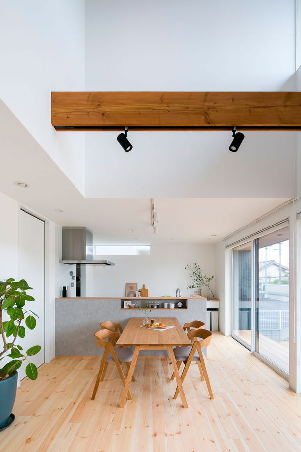 シンプル工務店 【1000万円台/30坪台/アイデア収納/間取り図】庭とつながるLDKで、休日のバーベキューが楽しみになる！の建築実例画像2