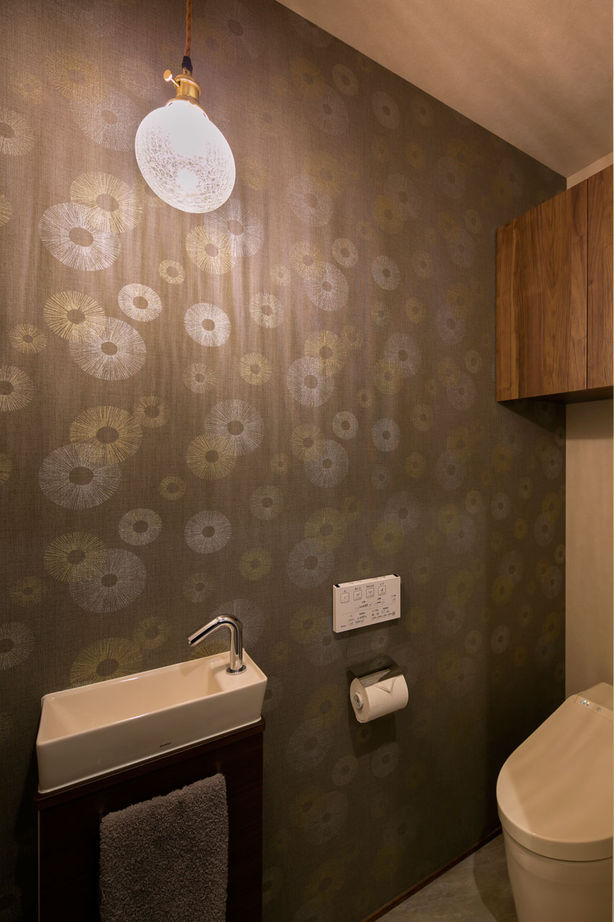 シンプル工務店 【1000万円台/30坪台/平屋/間取り図】タイルデッキを囲むＬ字型の平屋。LDKと個室のゾーン分けで居心地よくの建築実例画像8