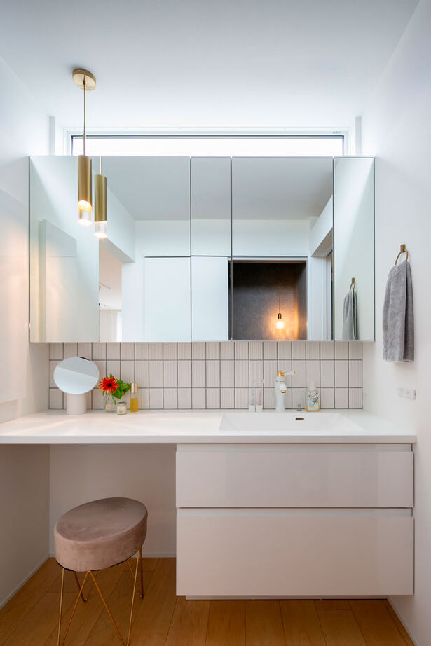 シンプル工務店 【1000万円台/30坪台/3LDK/間取り図】猫と暮らす、三角屋根の白いおうち。大人かわいいインテリアも満喫の建築実例画像7