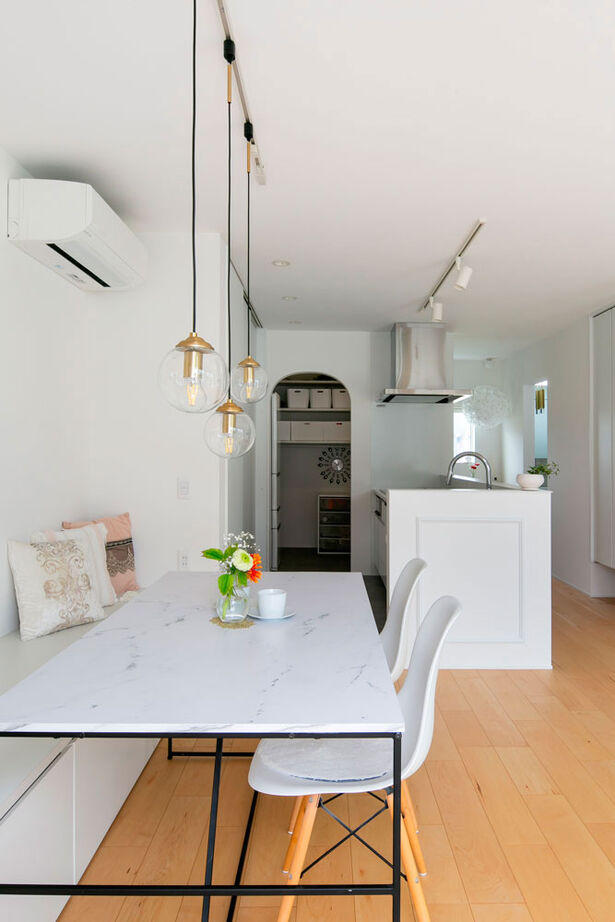 シンプル工務店 【1000万円台/30坪台/3LDK/間取り図】猫と暮らす、三角屋根の白いおうち。大人かわいいインテリアも満喫の建築実例画像14