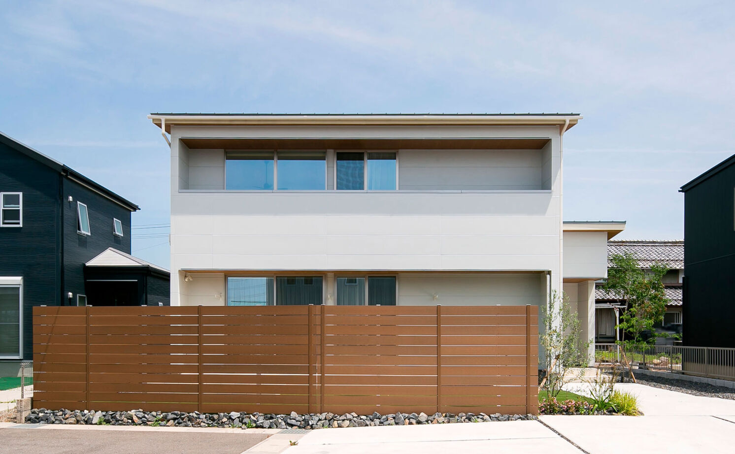 シンプル工務店 【1000万円台/30坪台/3LDK/間取り図】無垢床と優秀な動線が幸せ！子育てが、もっともっと楽しくなる家の建築実例画像1