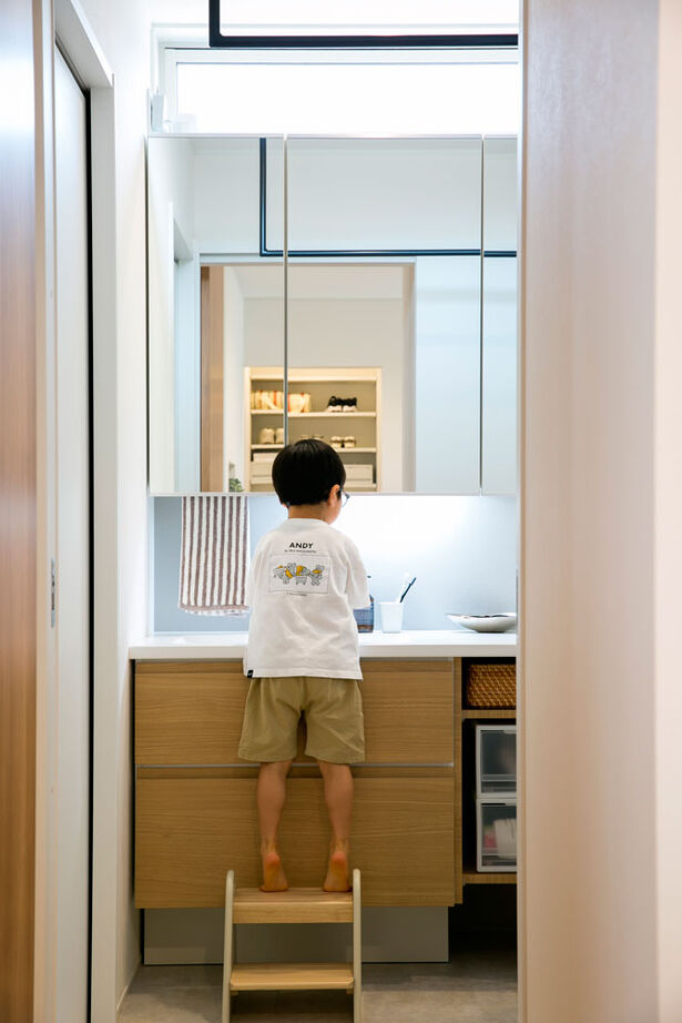 シンプル工務店 【1000万円台/30坪台/3LDK/間取り図】無垢床と優秀な動線が幸せ！子育てが、もっともっと楽しくなる家の建築実例画像8