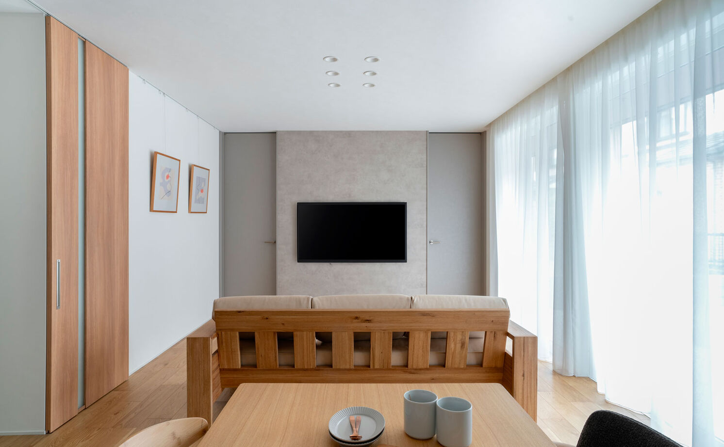 シンプル工務店 【1000万円台/平屋/30坪台/間取り図】見せると隠すが好バランス。アイデア収納ですっきり暮らせるL字の平屋の建築実例画像2