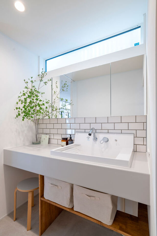 シンプル工務店 【1000万円台/平屋/30坪台/間取り図】見せると隠すが好バランス。アイデア収納ですっきり暮らせるL字の平屋の建築実例画像7