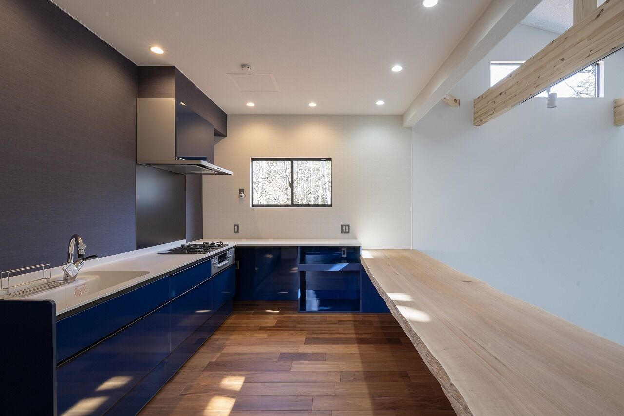 エースホーム山梨（芙蓉建設） 【自由設計／平屋／アトリエ】森の中に佇むアトリエのある別荘の建築実例画像5