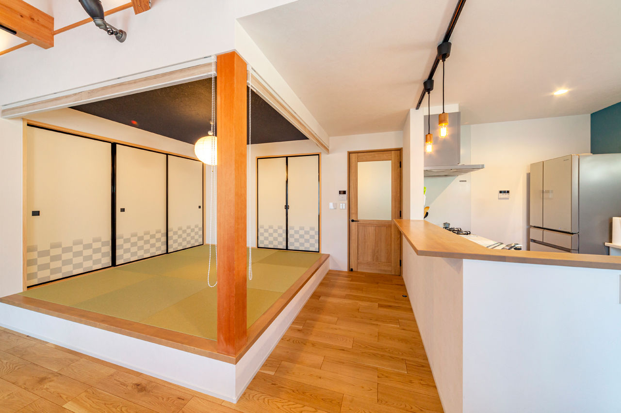 ケー・エイチ・ケー 【平屋×ナチュラルモダン｜間取り図あり】木の温もりあふれる開放的な住空間。子育ても快適な平屋の住まいの建築実例画像5