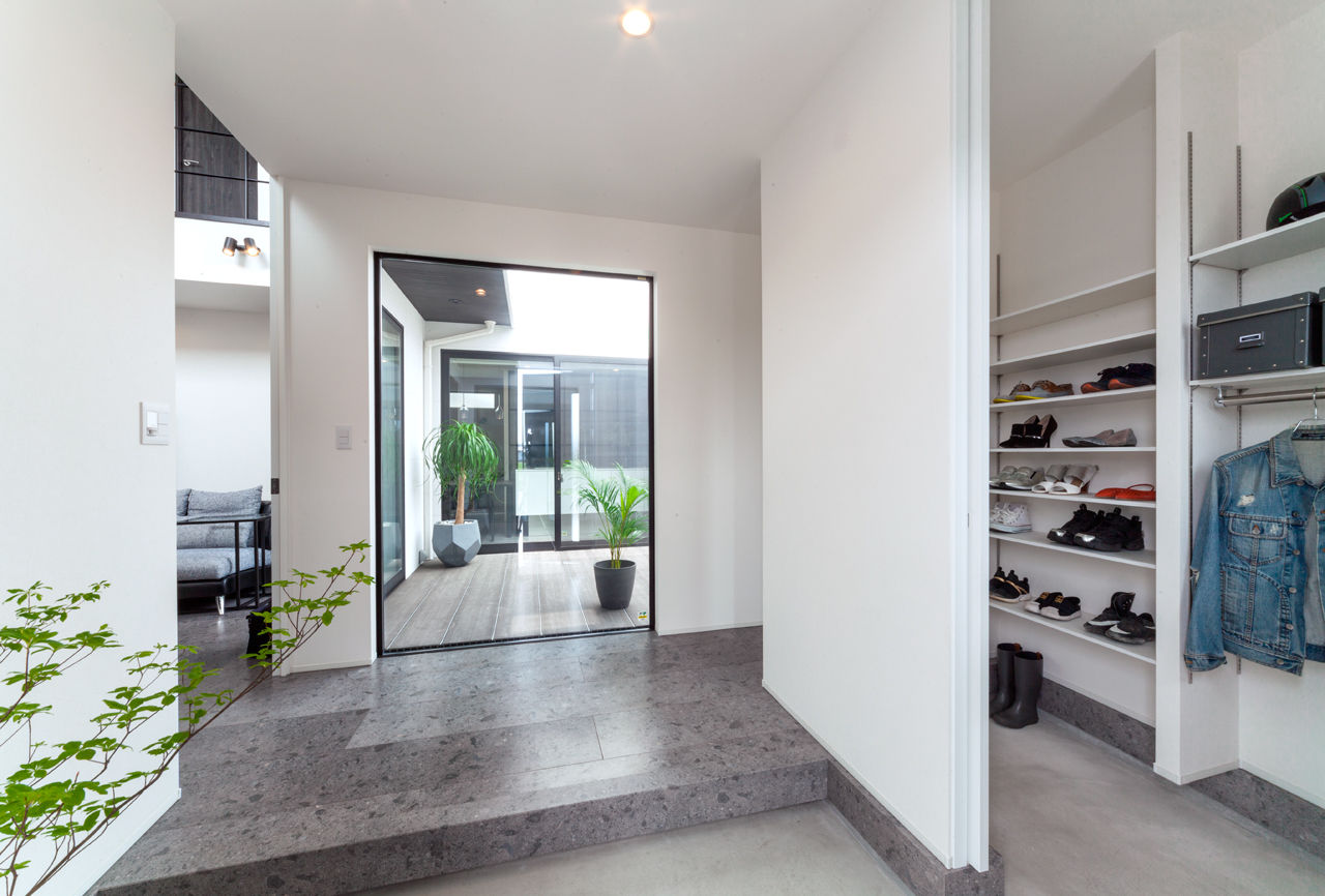 ケー・エイチ・ケー 【シンプルモダン×中庭×リゾートライク｜間取り図あり】開放感あふれるプライベートテラスのある家の建築実例画像6