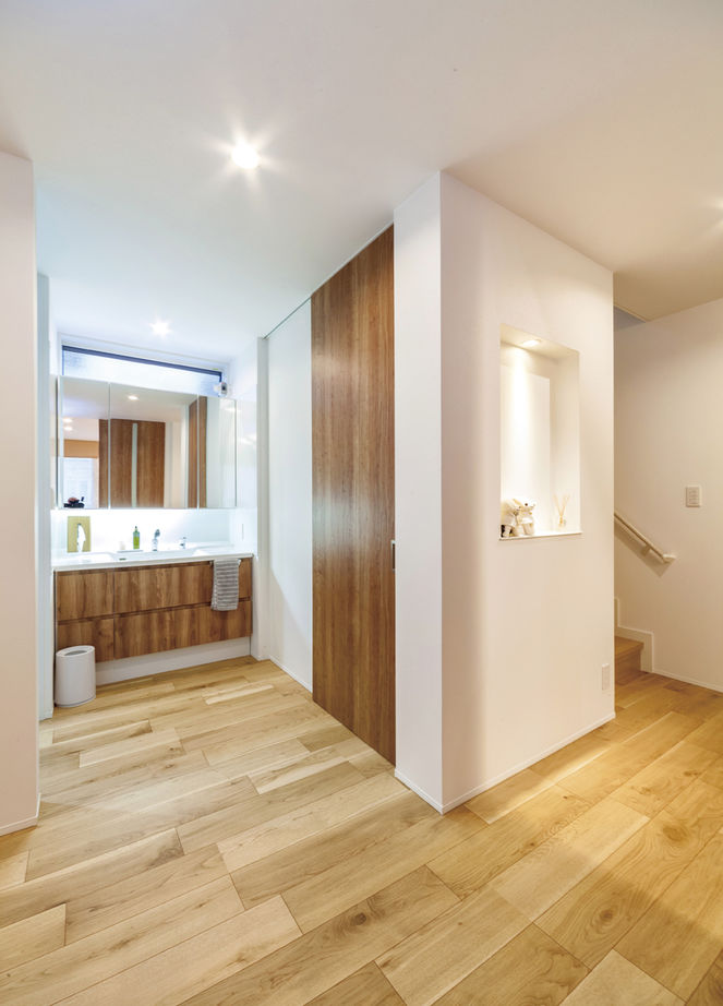 ケー・エイチ・ケー 【ナチュラルモダン×家事ラク｜間取り図あり】両親との同居を見据え、玄関・収納・動線にこだわる優しい家の建築実例画像6