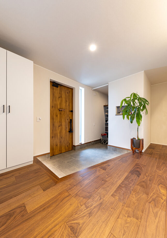 ケー・エイチ・ケー 【平屋/高気密/回遊動線/子育て】窓からの光で気持ちも明るく。家族の理想と居心地の良さを追求した平屋の建築実例画像7