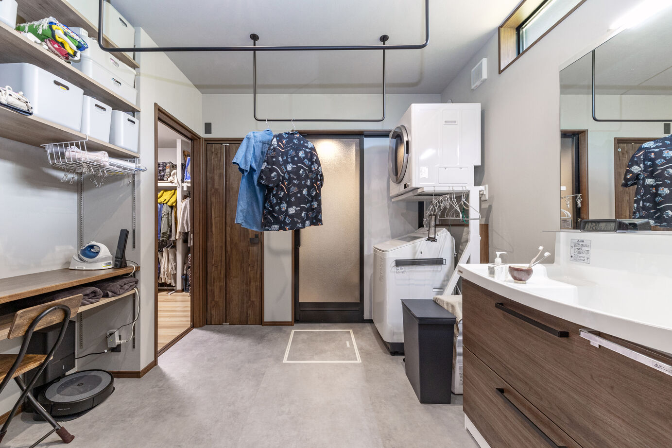 ケー・エイチ・ケー 【30代/平屋/土間/回遊動線/間取り有】生活・家事がラクになる動線。夫婦が叶えた土間のある憩いの平屋の建築実例画像7