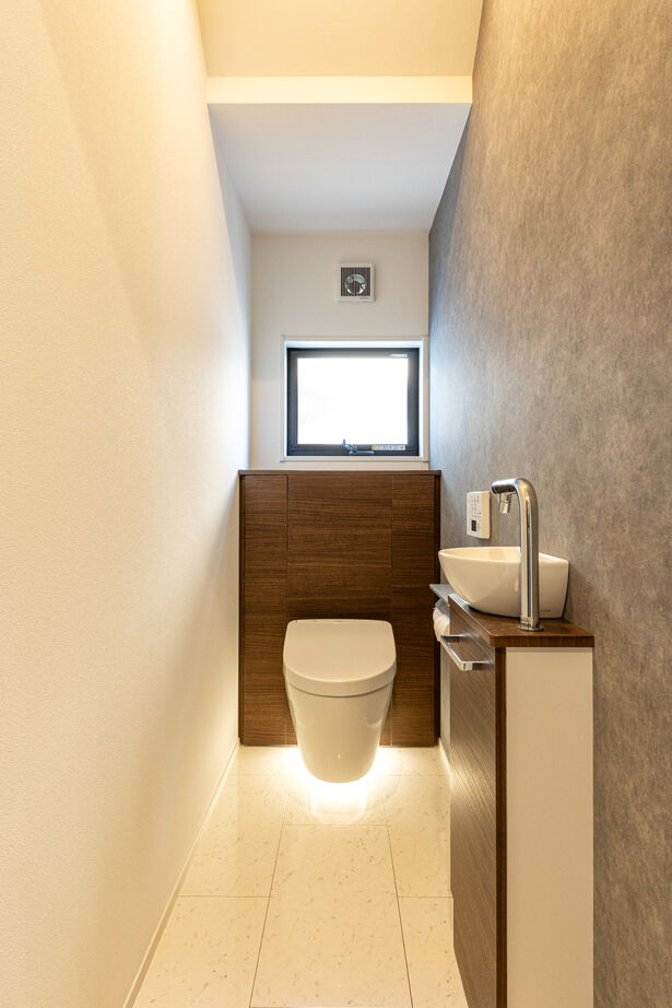 ケー・エイチ・ケー 【2,000万円台/ウッドデッキ/30坪台/40代/間取り有】都市での暮らしを満喫。家族を見守る明るいLDKのある家の建築実例画像7