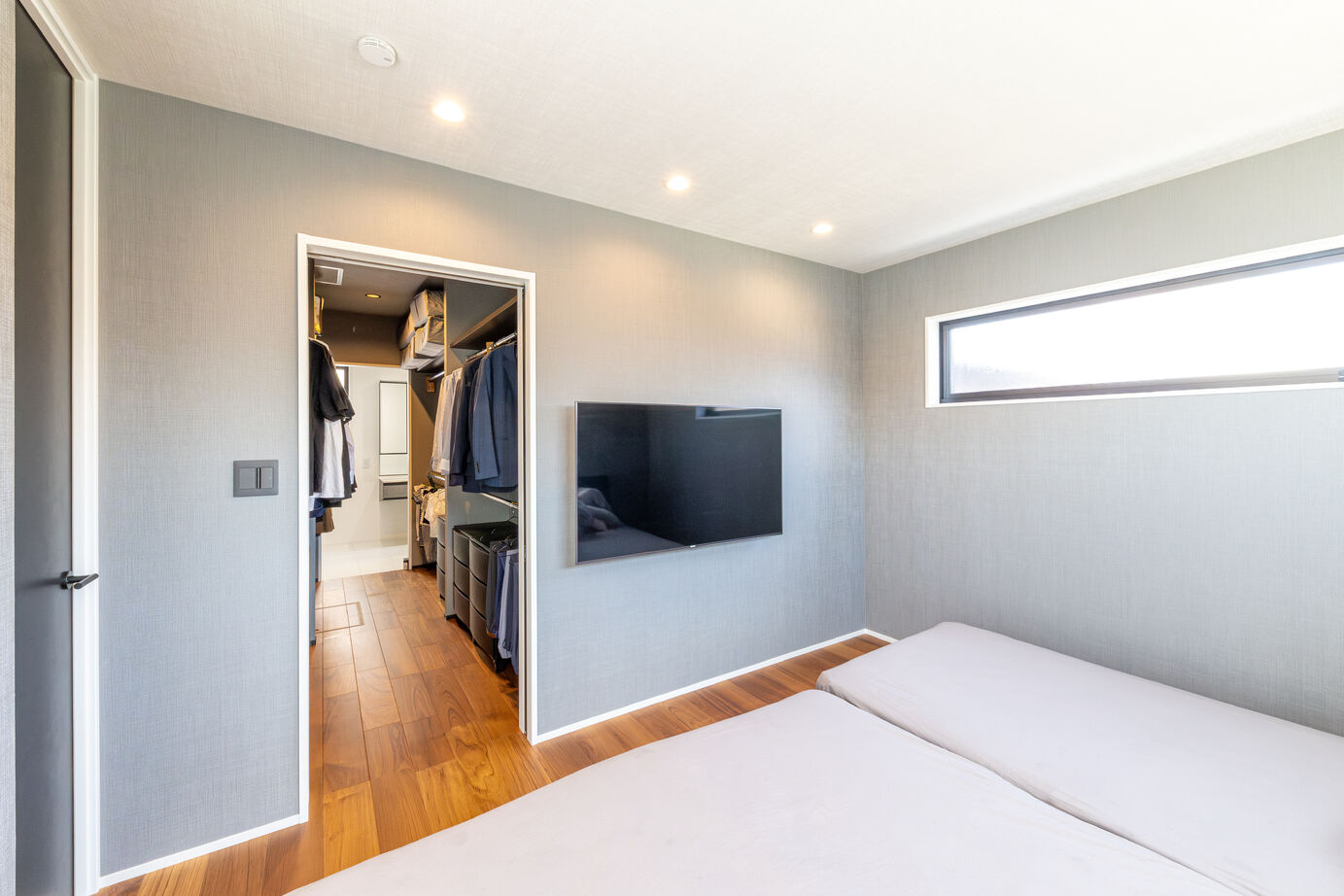 ケー・エイチ・ケー 【平屋/インナーガレージ/回遊動線/35坪】家族の憧れをつめこんだガレージのある平屋の建築実例画像5