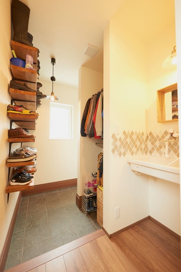 タマホーム 【2000万円台/122.55平米/間取り有り】自由設計や標準仕様の充実に納得。冬も快適なぬくもりにあふれた家の建築実例画像8