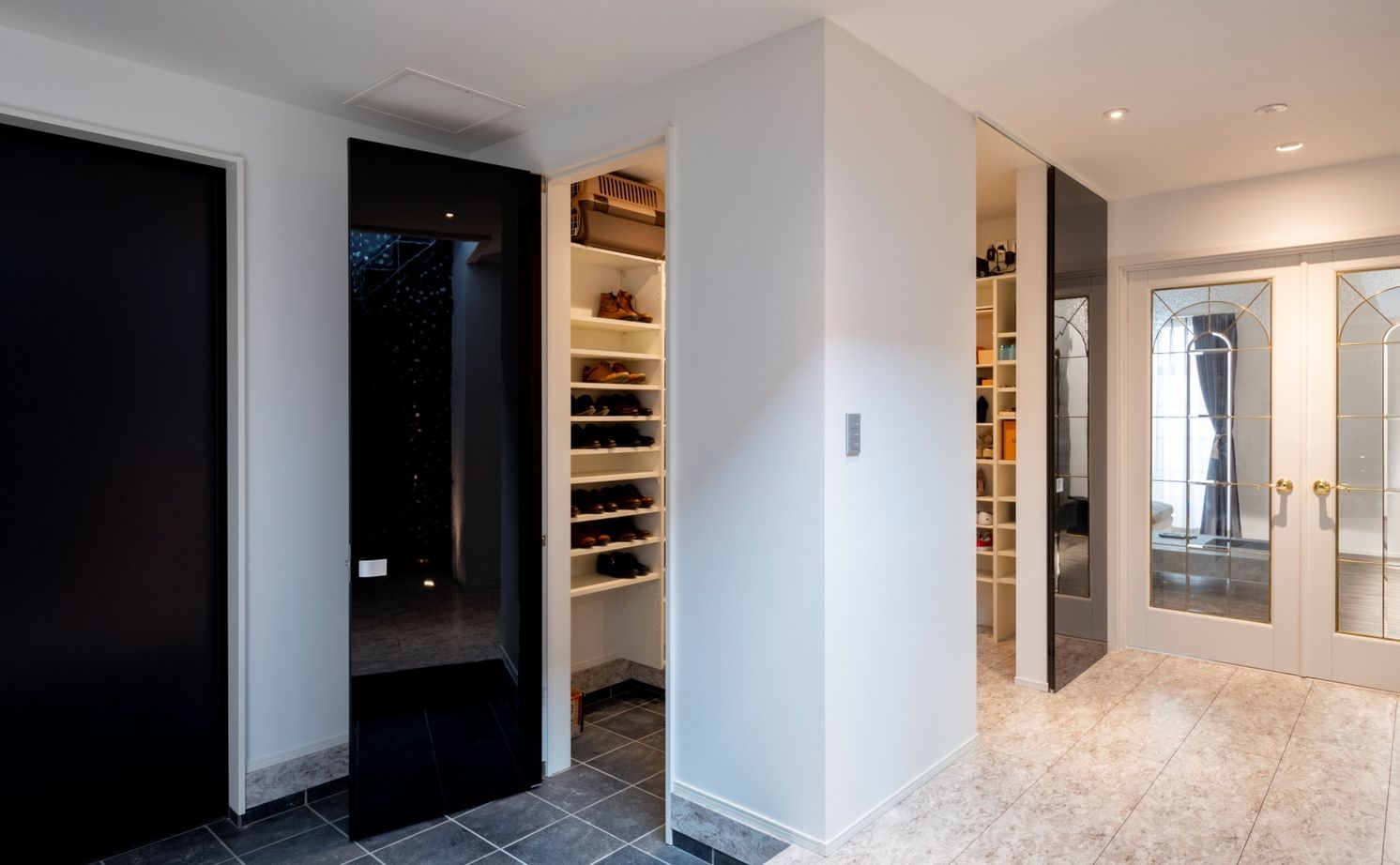 タマホーム 【4000万円台/251.73平米/間取り有】夢だったビルトインガレージを実現。ゆとりある生活に心が満たされる家の建築実例画像7