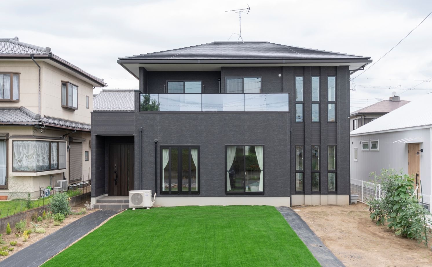 タマホーム 【2000万円台/131.66平米/間取り図有】家事と子育てを考えた動線を実現 価格以上の価値を感じる家に大満足の建築実例画像2