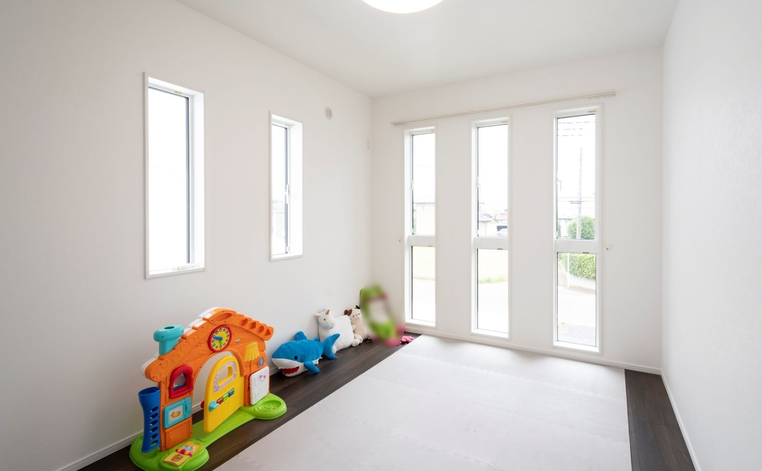 タマホーム 【2000万円台/131.66平米/間取り図有】家事と子育てを考えた動線を実現 価格以上の価値を感じる家に大満足の建築実例画像8