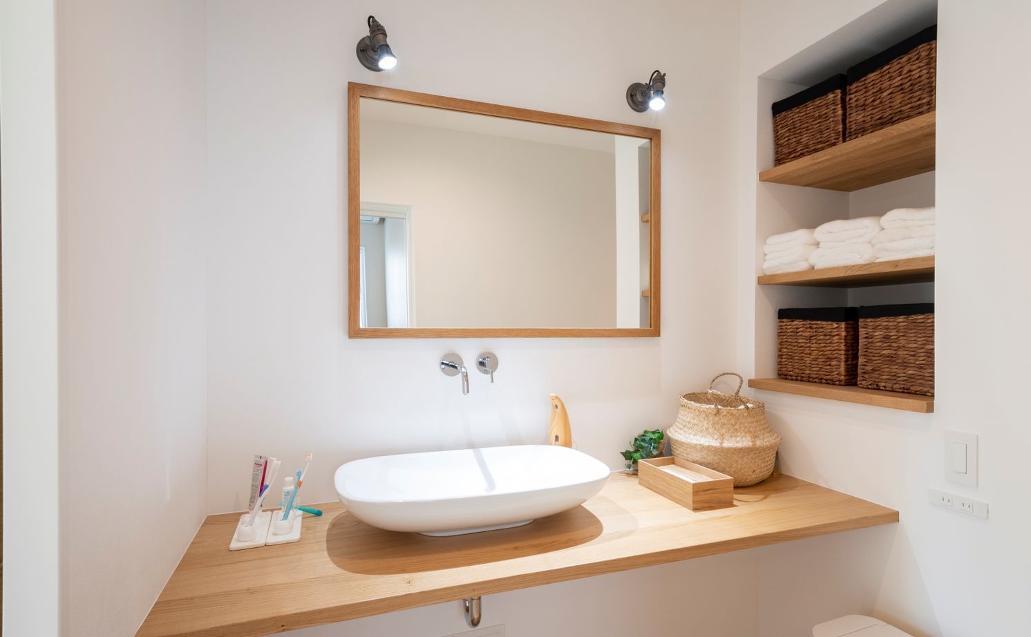 タマホーム 【2000万円台/149.47平米/間取り有】心地よい空間演出や家事ラクに配慮。ナチュラルテイストの平屋の住まいの建築実例画像7