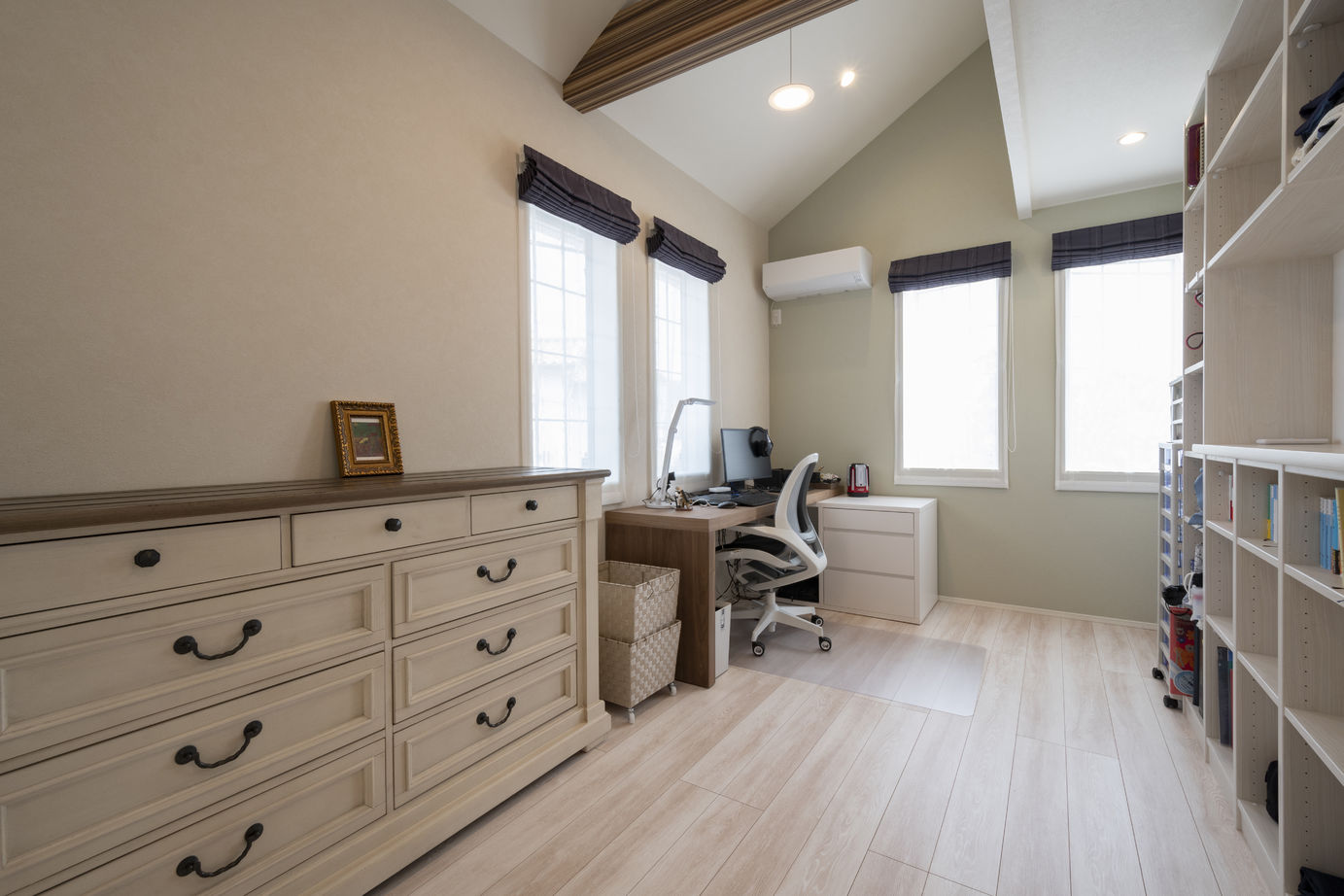 タマホーム 【4000万円台/209.09平米/間取り有】コストパフォーマンスの高さを評価。おうち時間を楽しめるゆとりある家の建築実例画像7