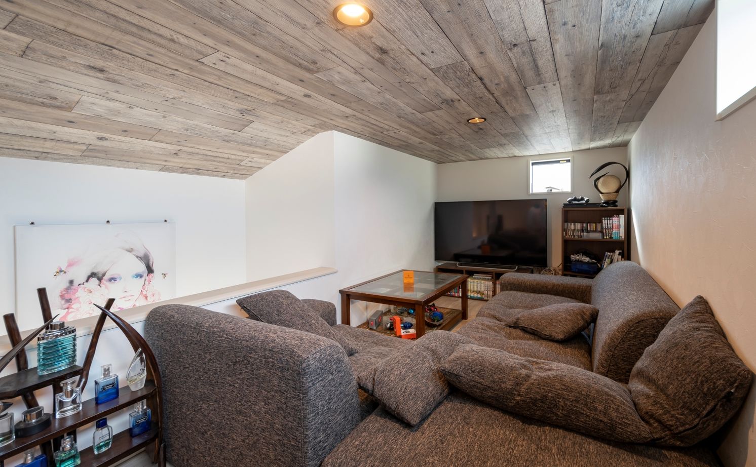 タマホーム 【2000万円台/107.64平米/間取り有】オプションとの差額の少なさも評価。20代で叶えたカッコイイ住まいの建築実例画像9