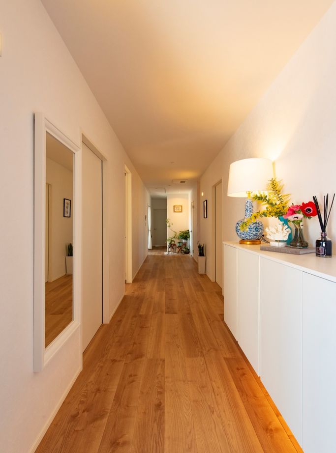 タマホーム 【2000万円台/137.05平米/間取り有】設計自由度の高さと価格が決め手。自然と親しみやすい平屋の住まいの建築実例画像8