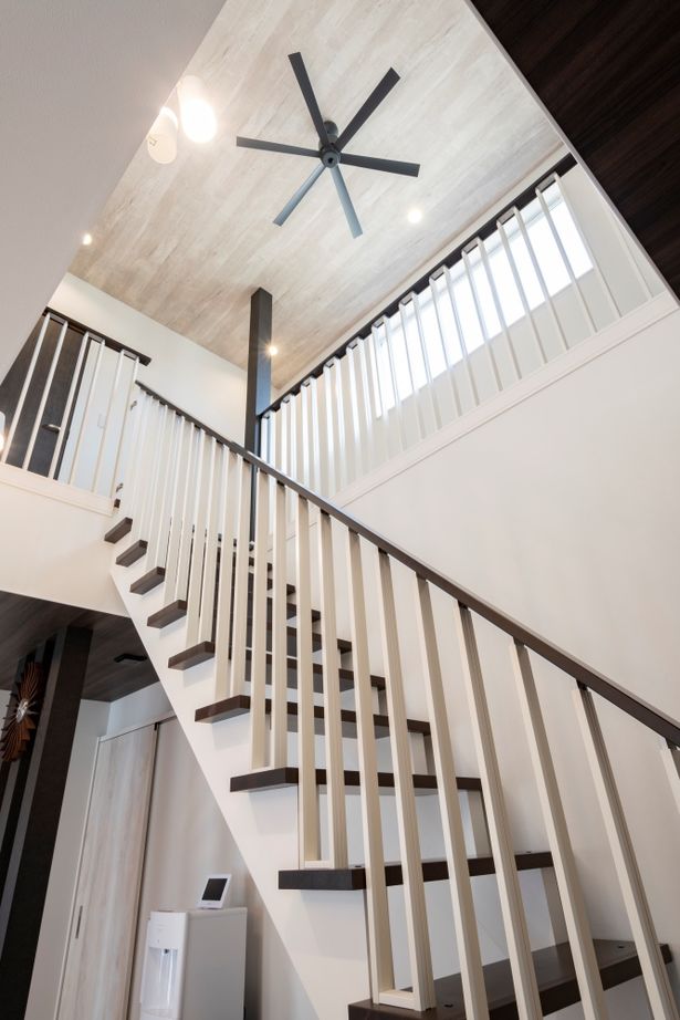 タマホーム 【2000万円台/118.82平米/間取り図有】住宅性能や担当者の提案を高評価。おうち時間が楽しい100点満点の家の建築実例画像7