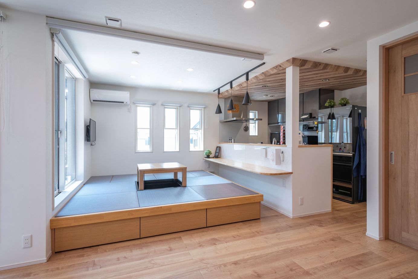 タマホーム 【3000万円台/146.98平米/間取り図有】空とつながるバルコニーが自慢。回遊動線で家事ラク＆子育ての家の建築実例画像4