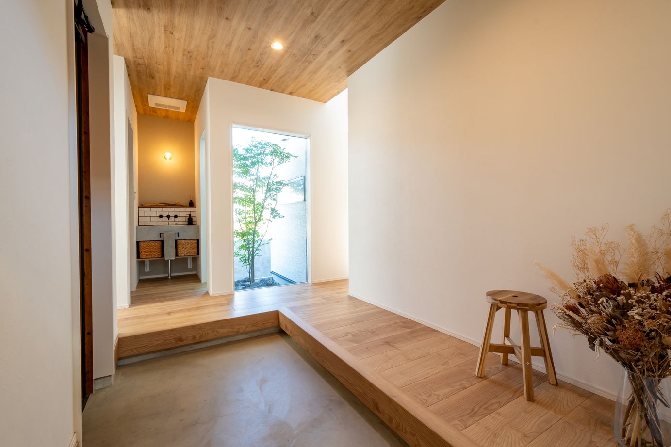 タマホーム 【2000万円台/133.53平米/間取り図有】普遍的な美しさを追求したシンプルモダンな平屋の住まいの建築実例画像9