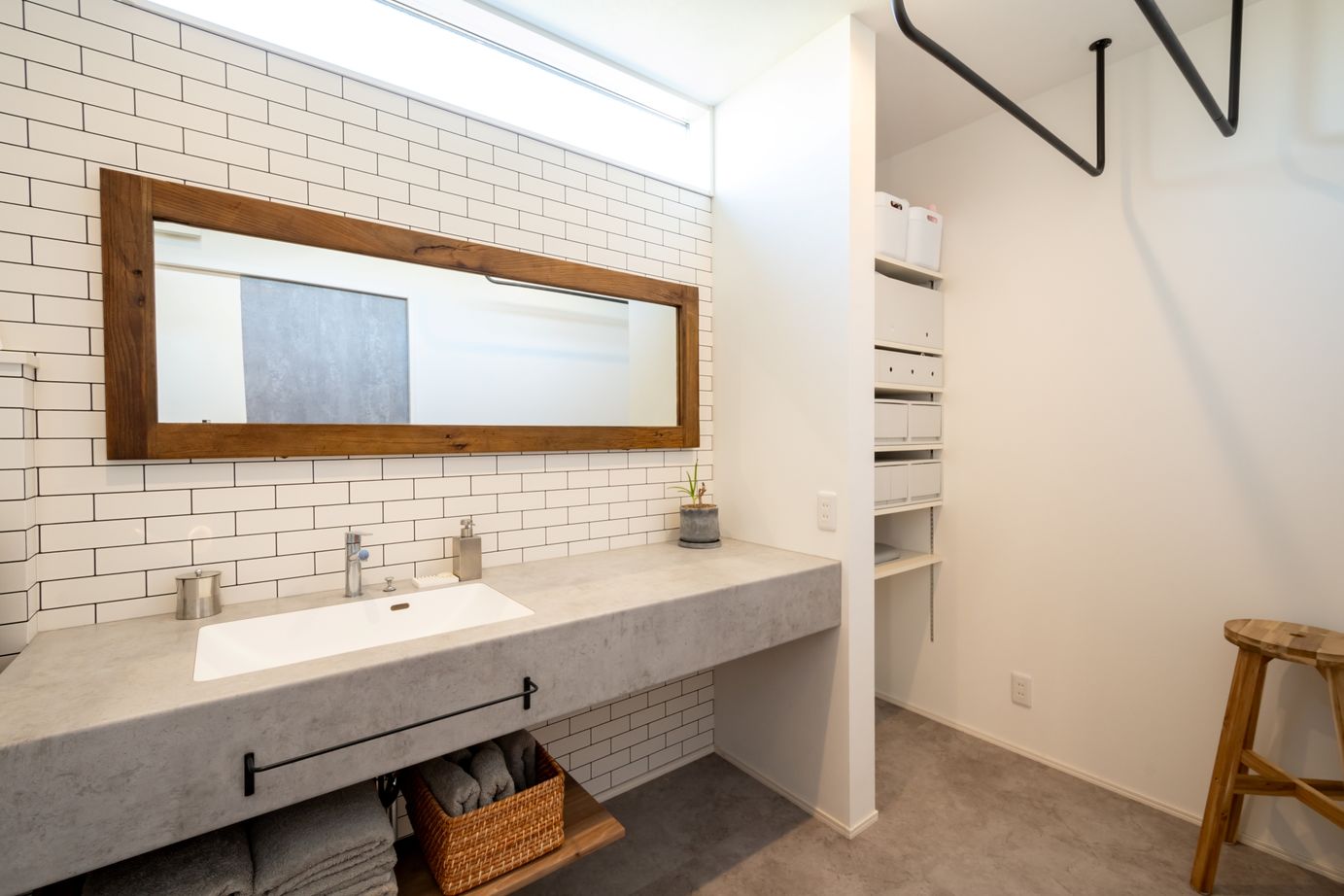 タマホーム 【2000万円台/133.53平米/間取り図有】普遍的な美しさを追求したシンプルモダンな平屋の住まいの建築実例画像12