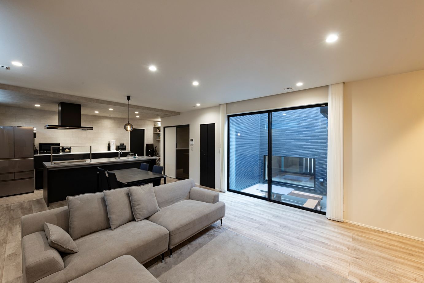 タマホーム 【2000万円台/112.41平米/間取り図有】「ホテルライク」にこだわった、美しく機能的な平屋の住まいの建築実例画像5