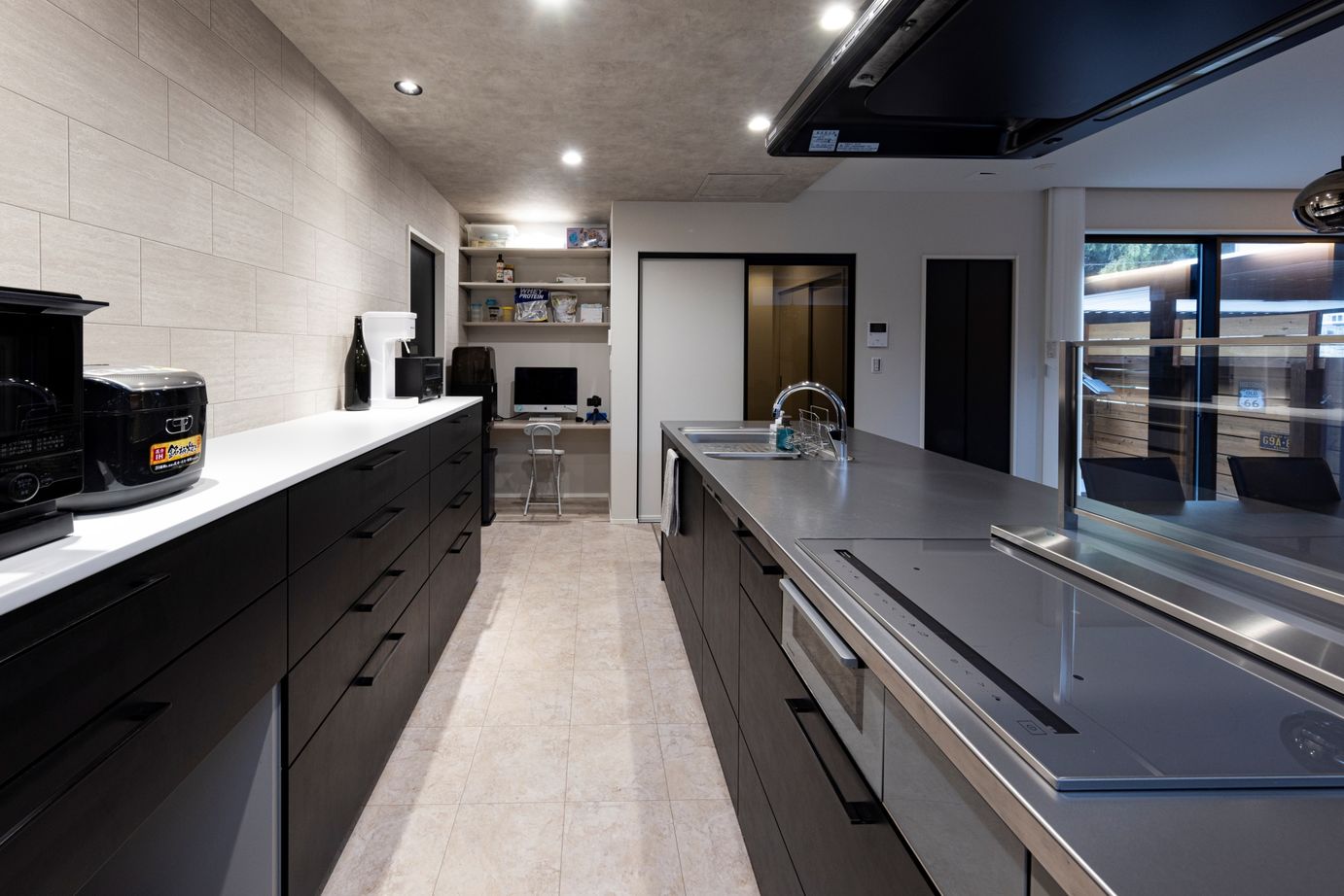 タマホーム 【2000万円台/112.41平米/間取り図有】「ホテルライク」にこだわった、美しく機能的な平屋の住まいの建築実例画像7