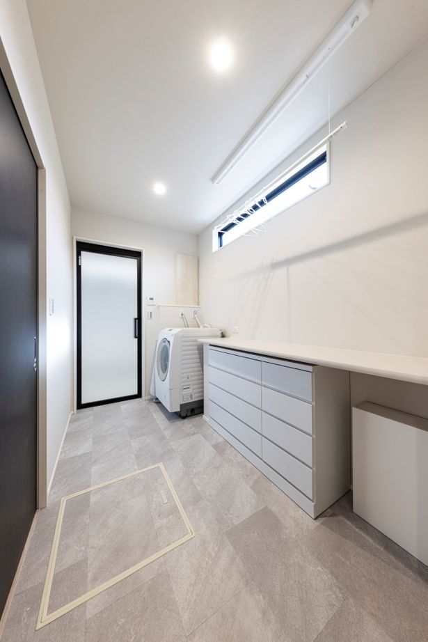 タマホーム 【2000万円台/112.41平米/間取り図有】「ホテルライク」にこだわった、美しく機能的な平屋の住まいの建築実例画像8