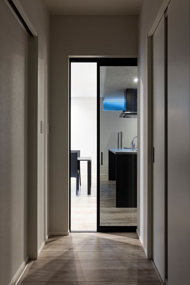 タマホーム 【2000万円台/112.41平米/間取り図有】「ホテルライク」にこだわった、美しく機能的な平屋の住まいの建築実例画像15