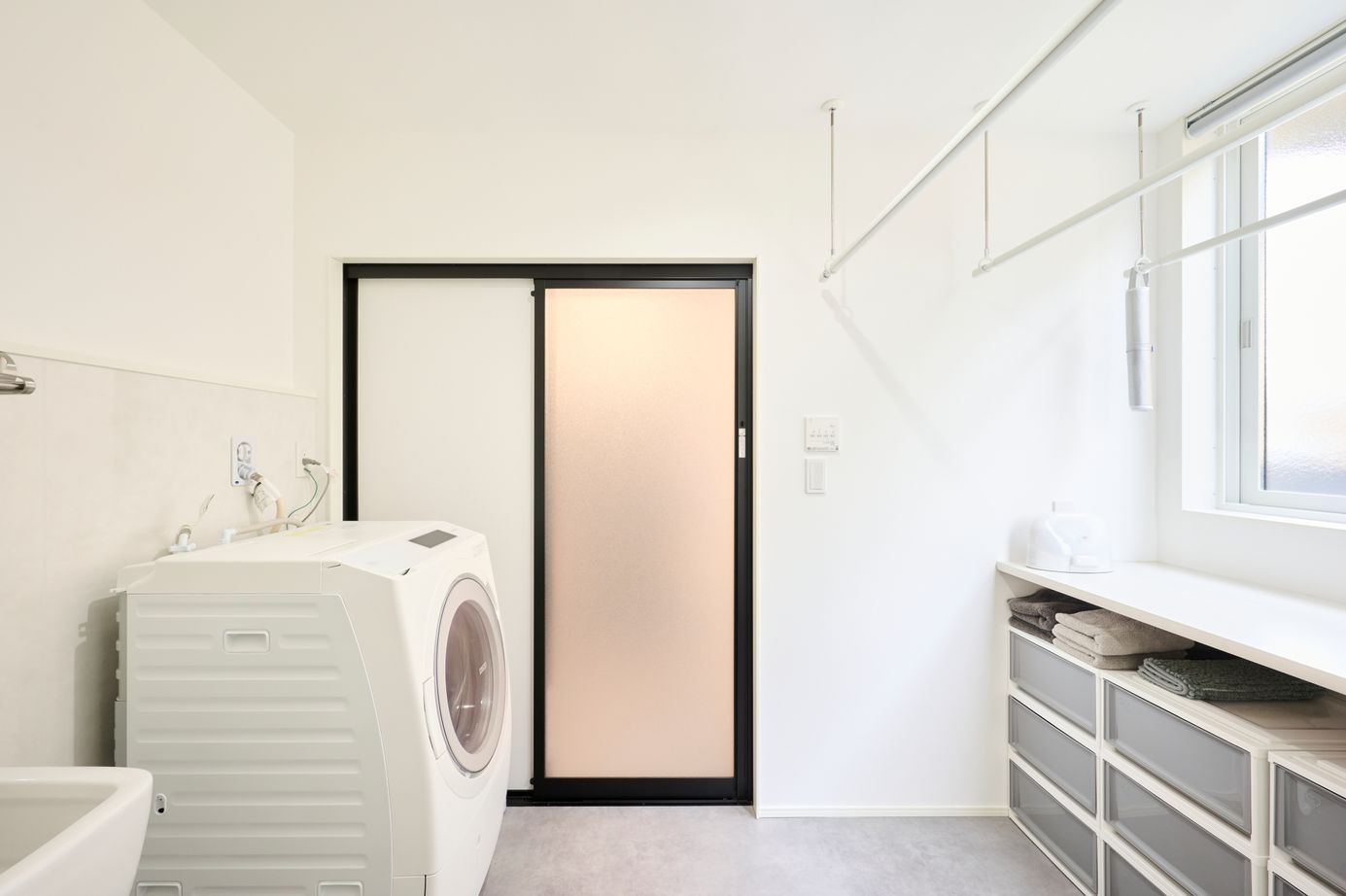 タマホーム 【3000万円台/127.32平米/間取り図有】ゆとりあふれる美しいホテルライクな平屋の住まいの建築実例画像10