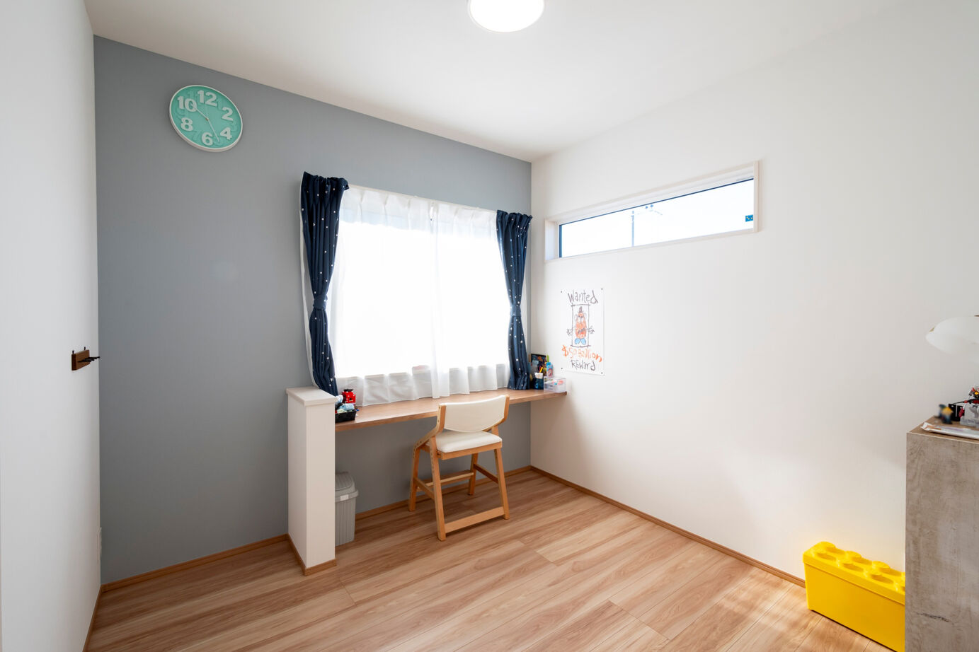 タマホーム 【2000万円台/141.6平米/間取り図有】家族が居心地の良いLDKに集まる、スキップフロアが特徴の上質な住まいの建築実例画像12