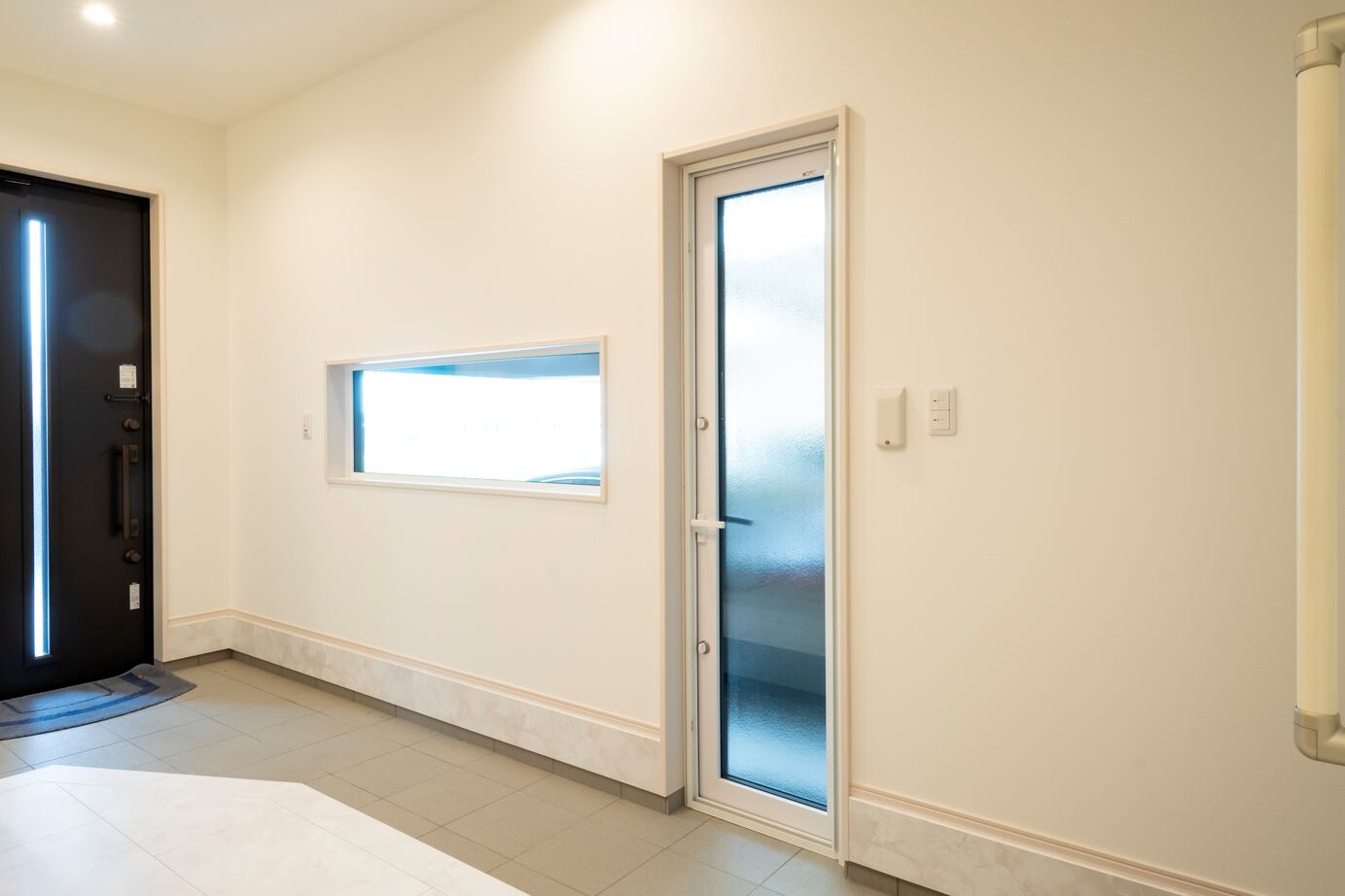 タマホーム 【3000万円台/171.42平米/ホテルライク】ガレージと広いテラスの贅沢。洗練美が際立つ平屋の住まいの建築実例画像9