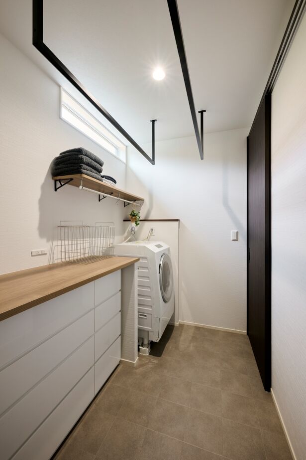 タマホーム 【3000万円台/117.99平米/間取り図有】夢を叶えたバイクガレージハウス。メンテナンスも楽しい最高の休日の建築実例画像15